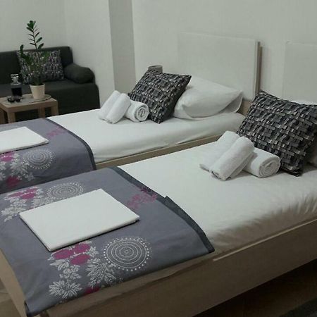 Apartment Smodlaka Dugopolje Zewnętrze zdjęcie