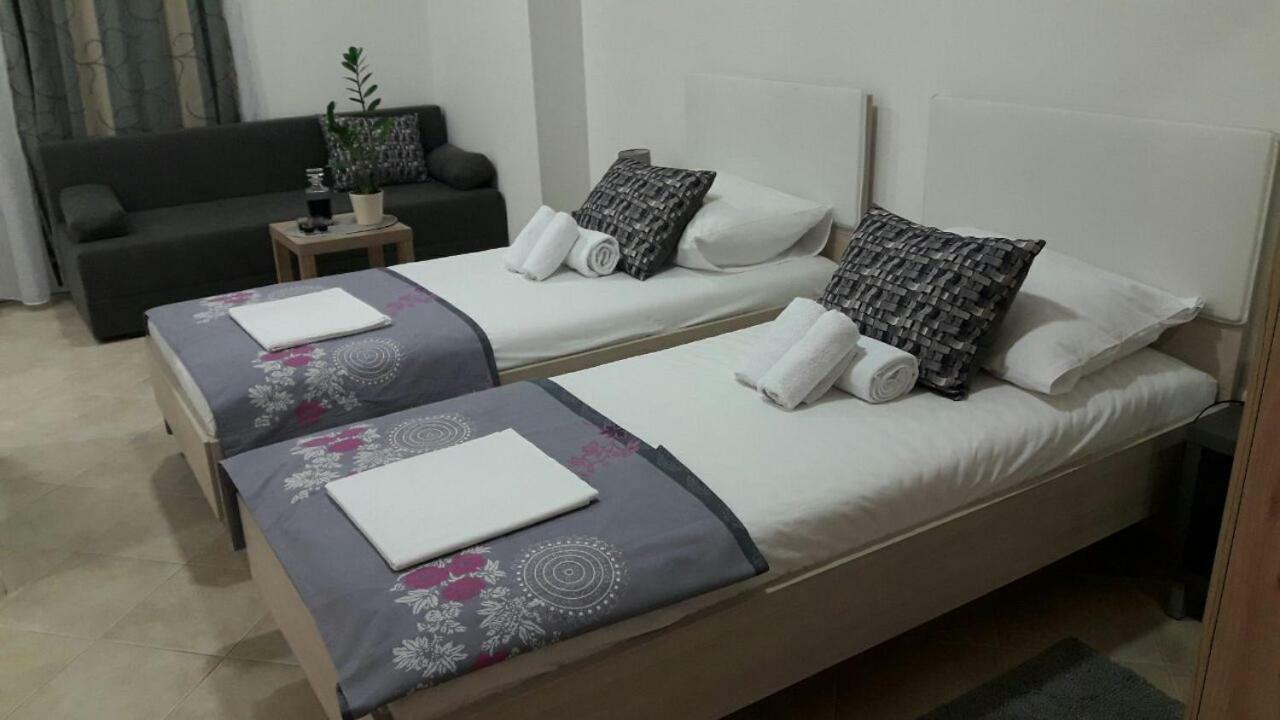 Apartment Smodlaka Dugopolje Zewnętrze zdjęcie